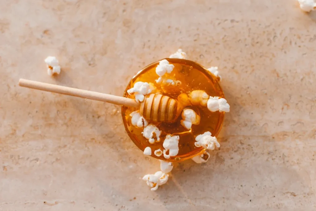 Honey with popcorns