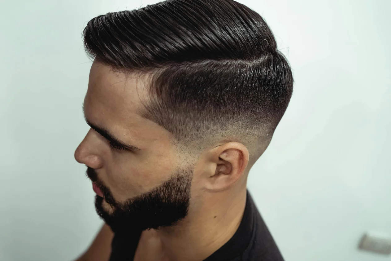 Men's hair looks shinny