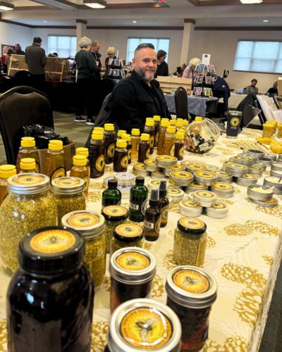 martin Lopez Sweet Comb Chicago at the local market